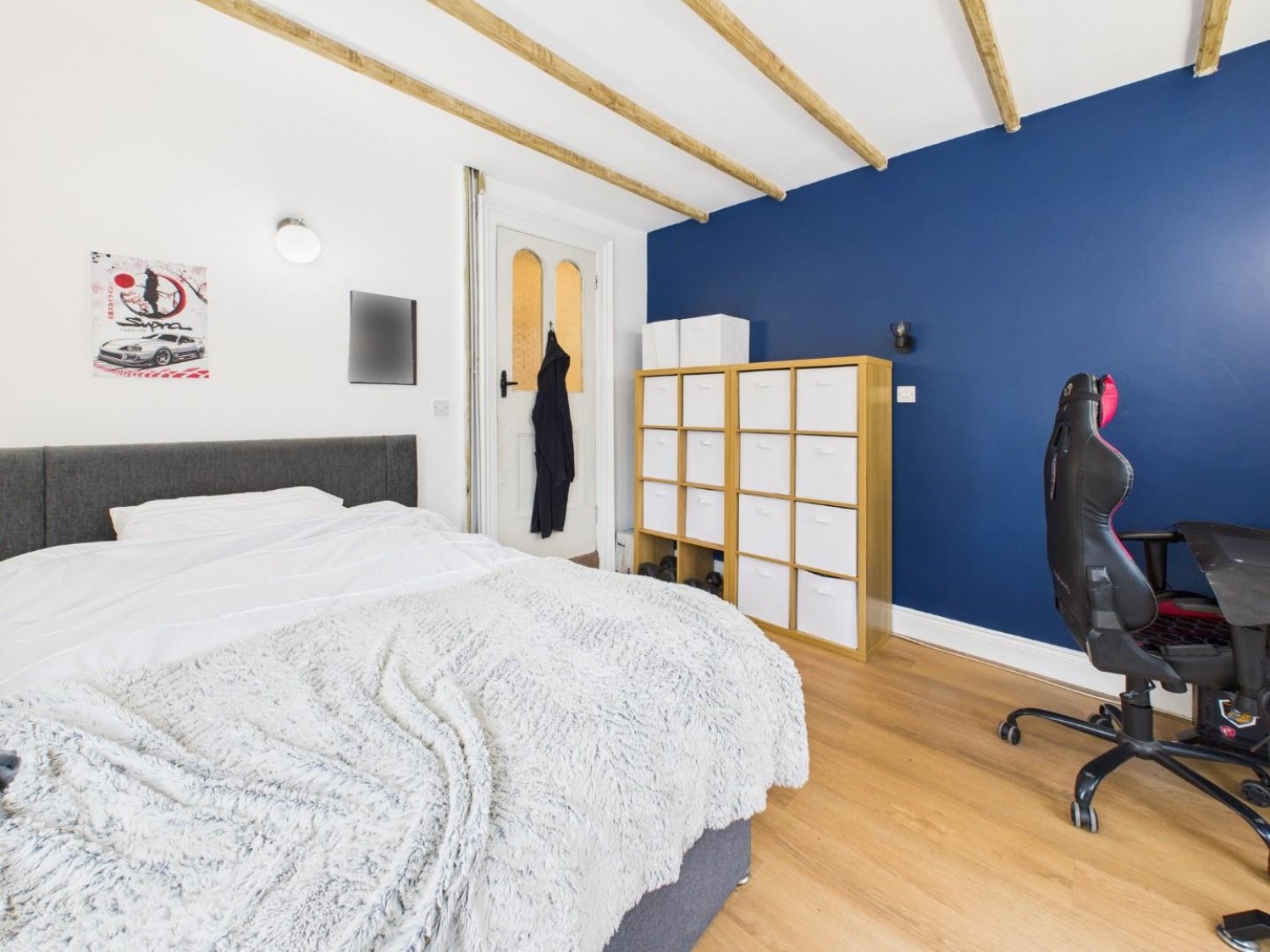 4 bedroom House for sale in Main Street, Wilsden, Bradford