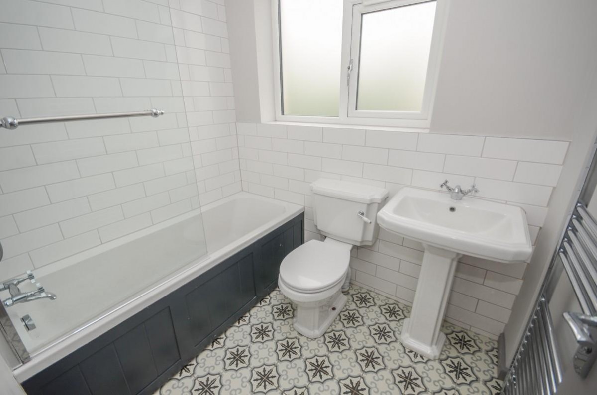 Overndale Road, Downend, Bristol, BS16 2RL