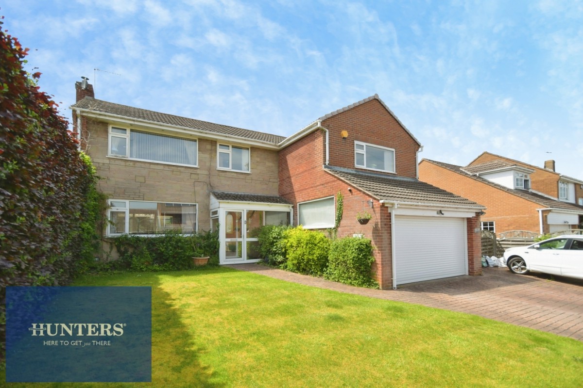 Harehill Crescent, Wingerworth, Chesterfield, S42 6SS