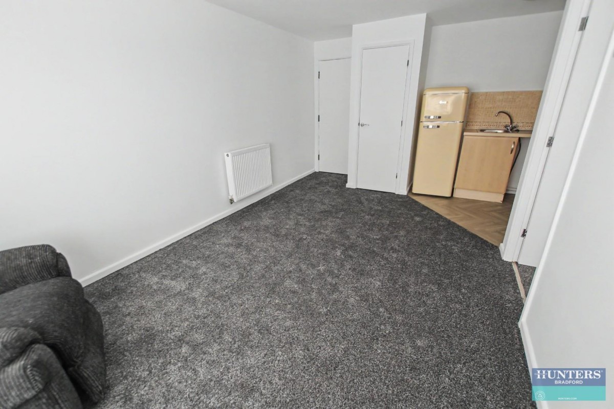 Chartwell Drive Bradford, West Yorkshire, BD6 3DB