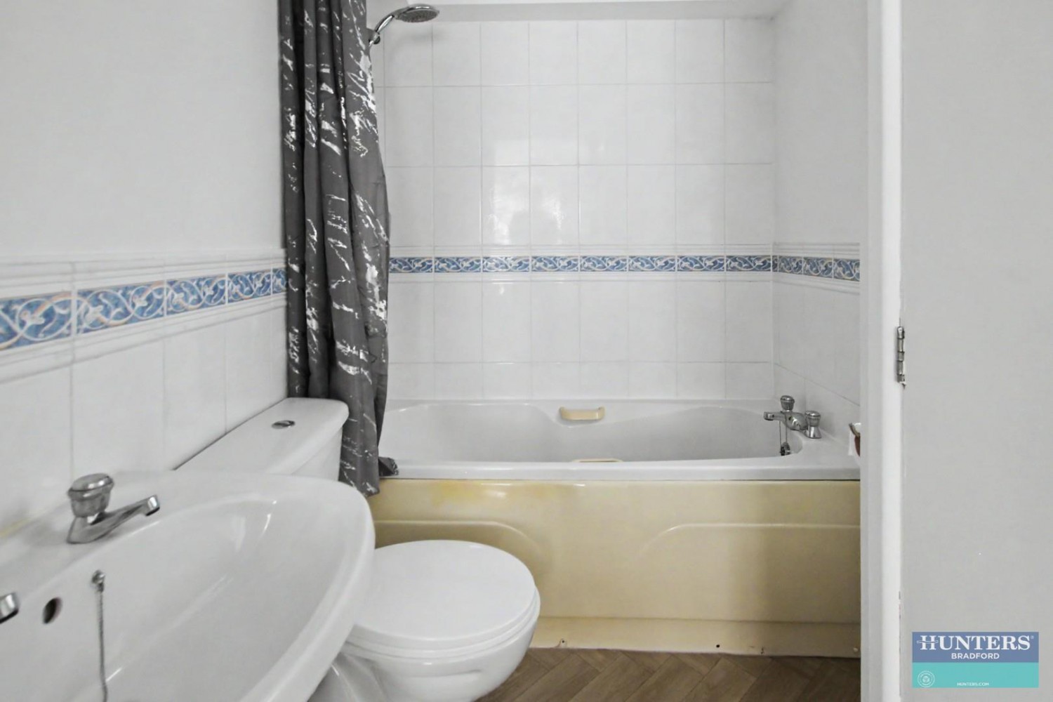 Chartwell Drive Bradford, West Yorkshire, BD6 3DB