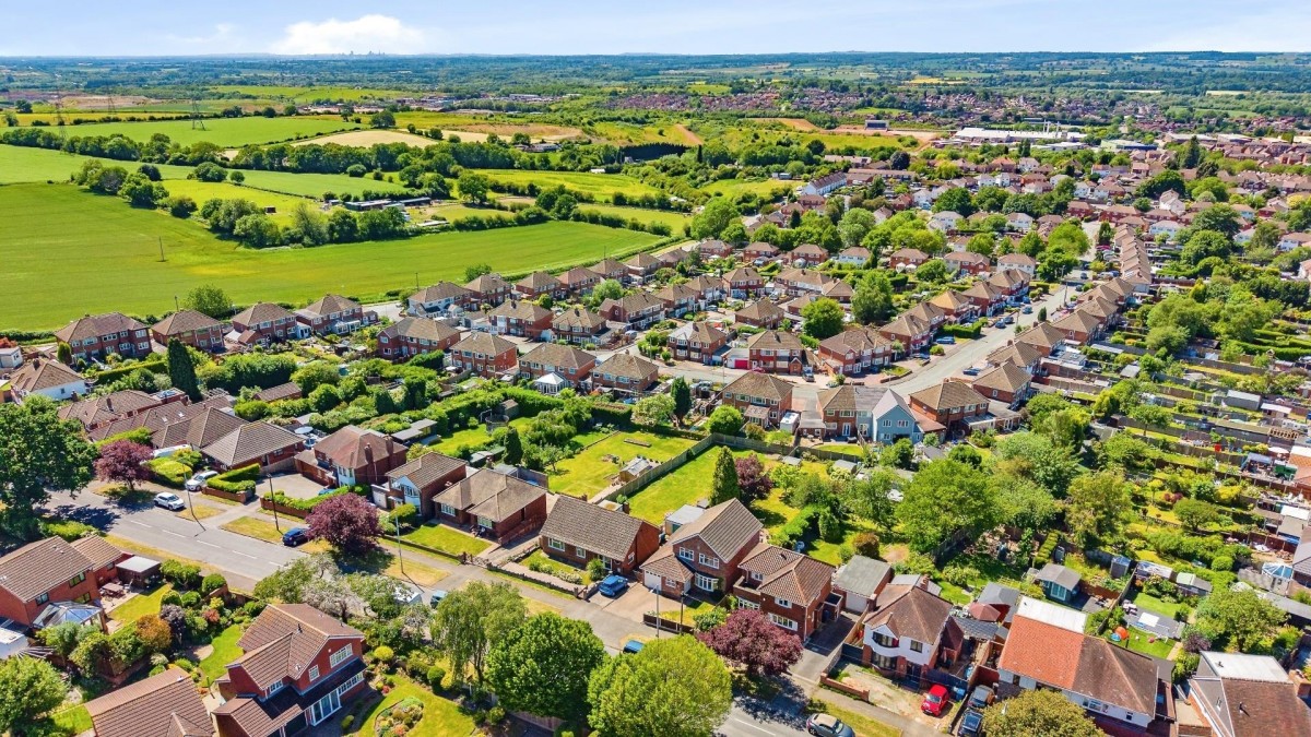 Overwoods Road, Hockley, Tamworth