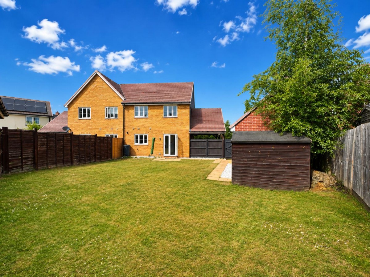 Ryeland Way, Bridgefield