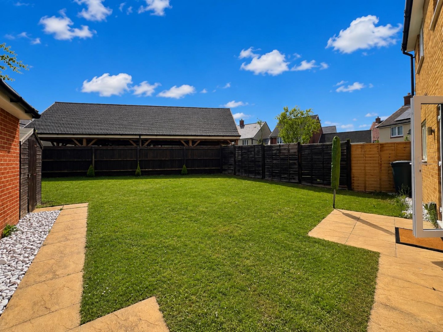 Ryeland Way, Bridgefield