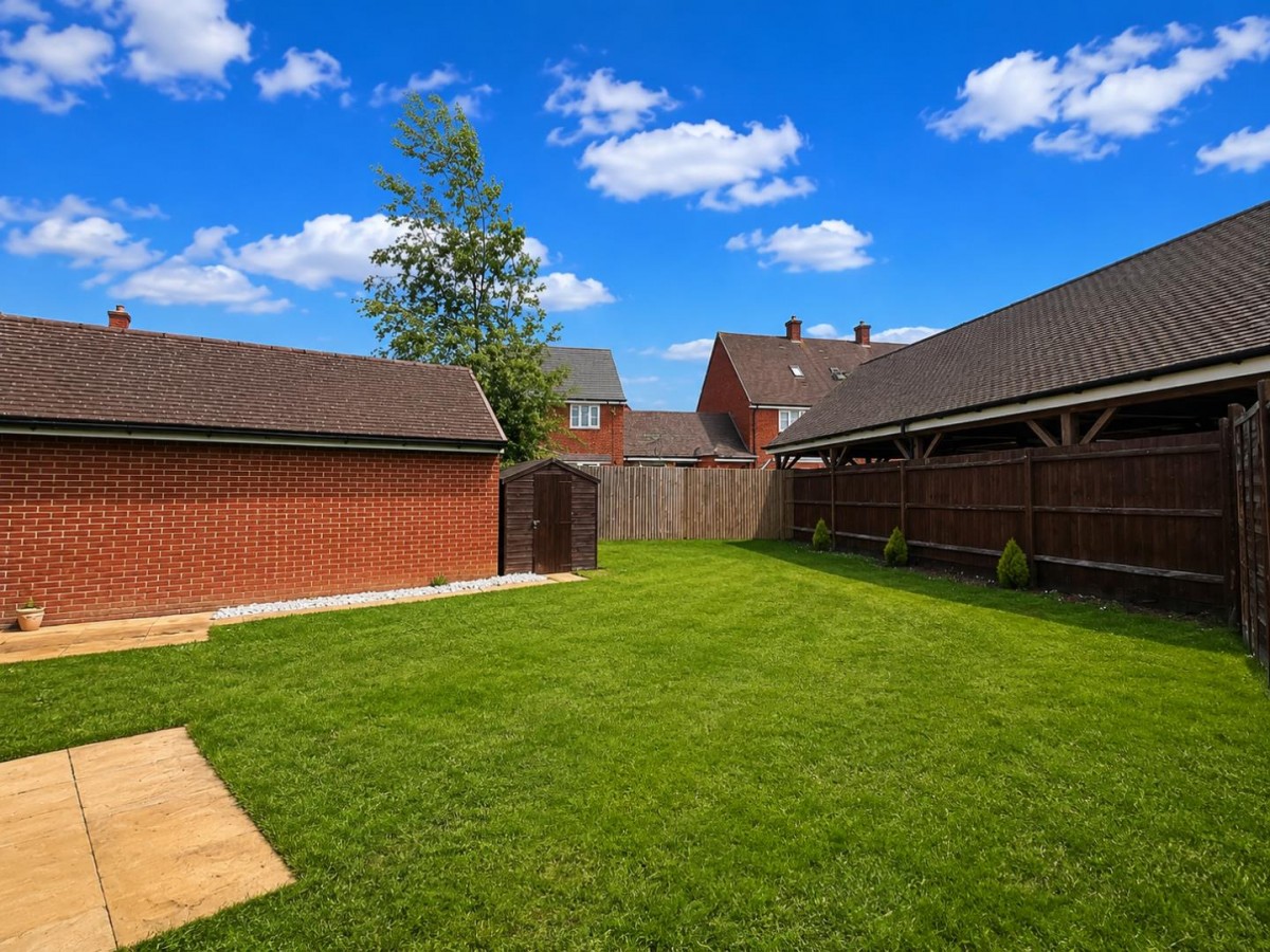 Ryeland Way, Bridgefield