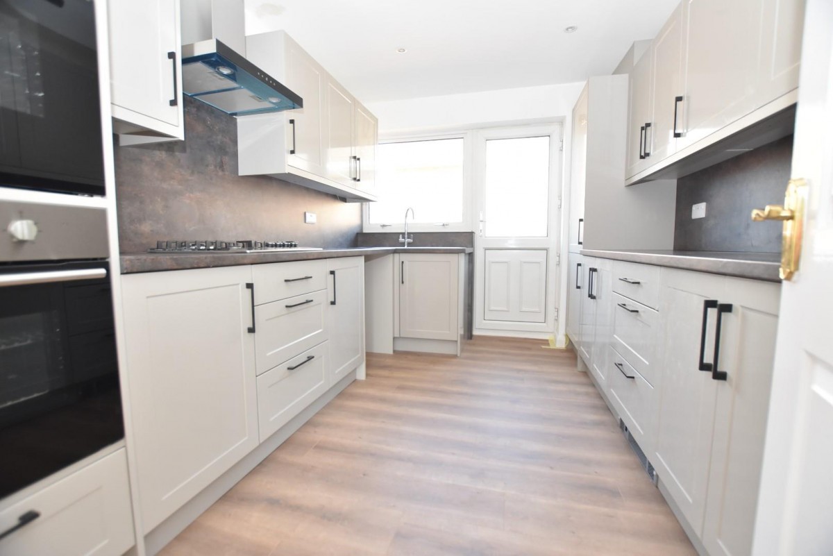 Meadow Hill Road, Hasland, Chesterfield, S41 0BG