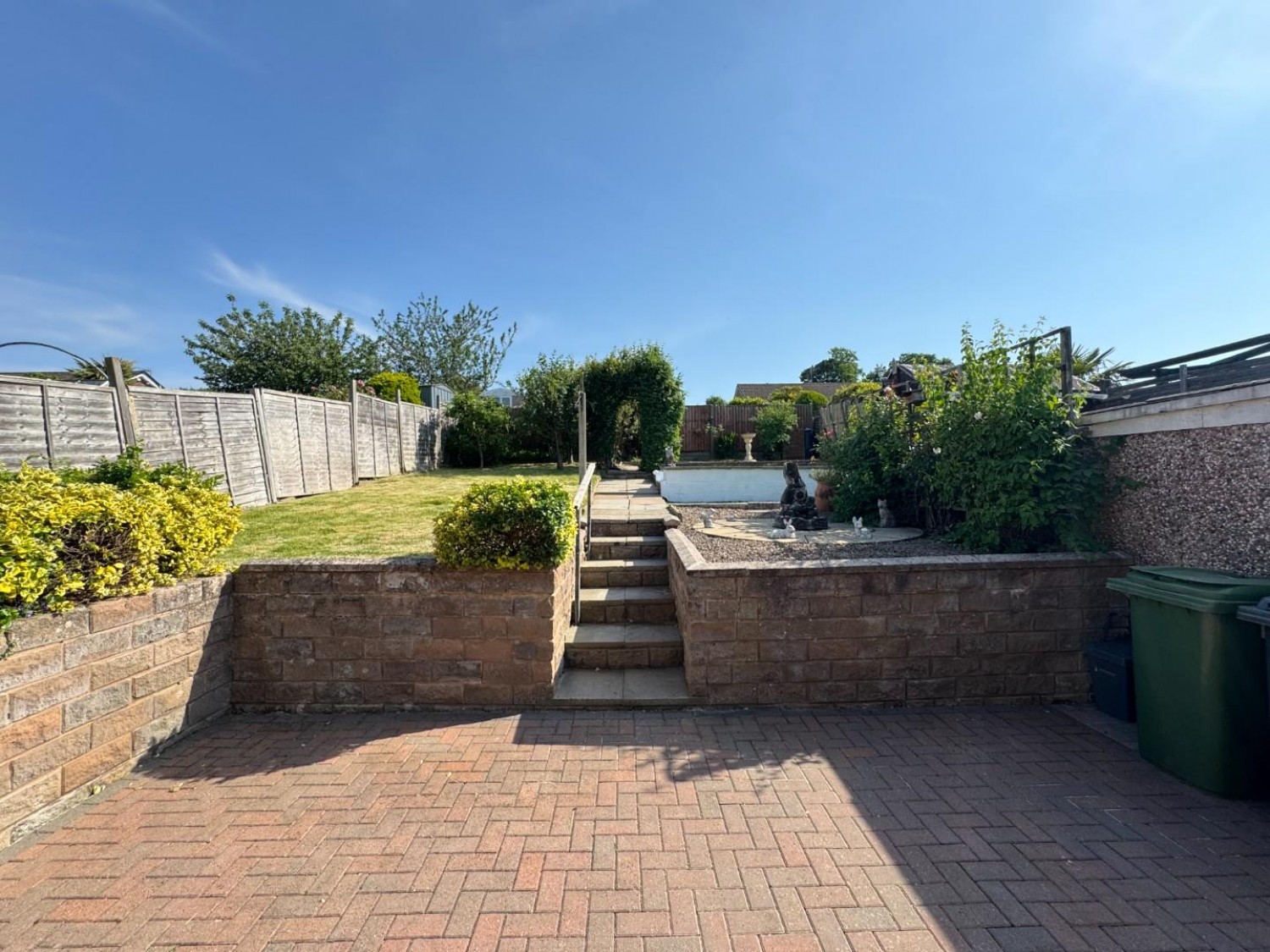 Meadow Hill Road, Hasland, Chesterfield, S41 0BG