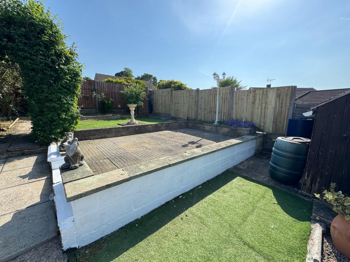 Meadow Hill Road, Hasland, Chesterfield, S41 0BG