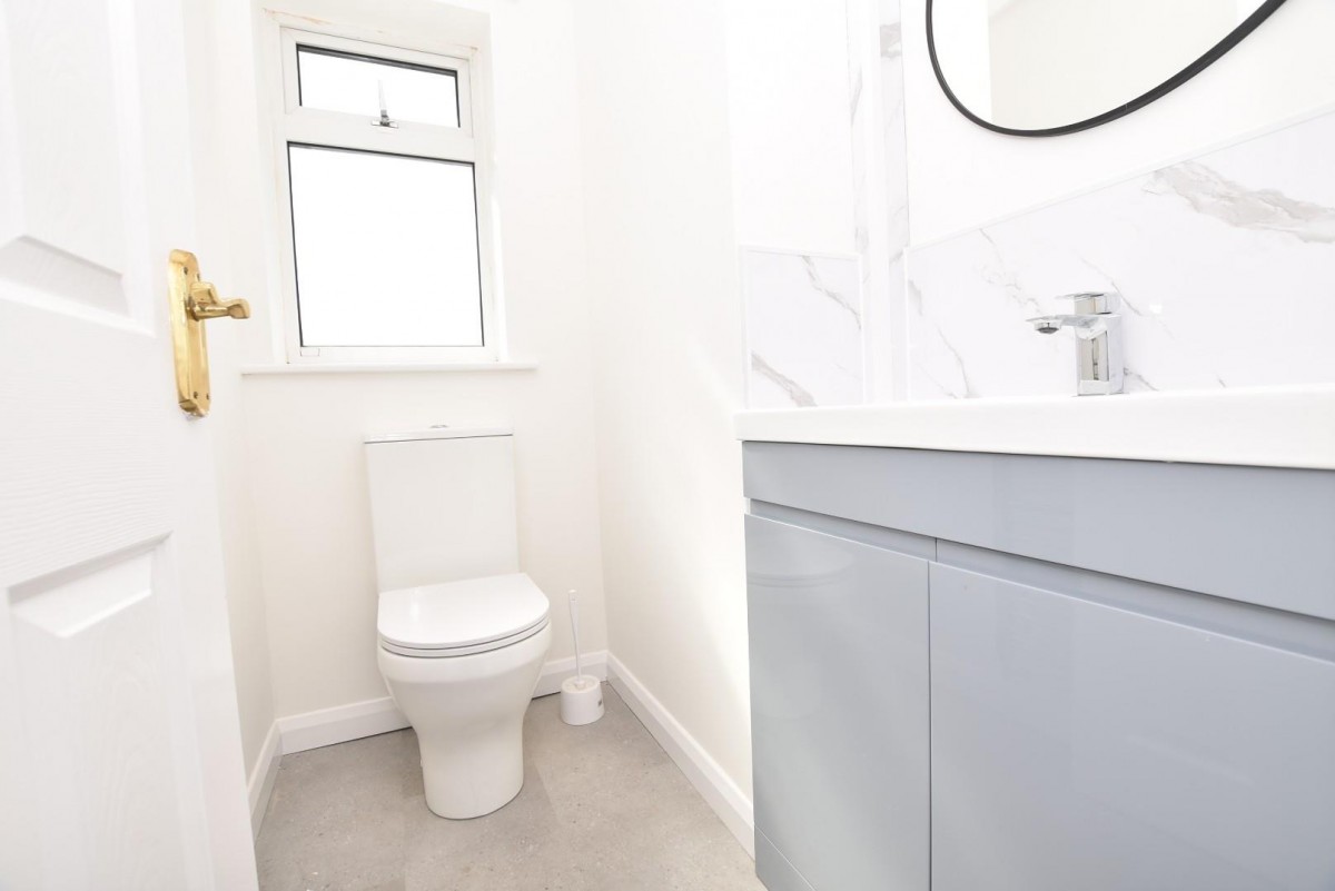 Meadow Hill Road, Hasland, Chesterfield, S41 0BG