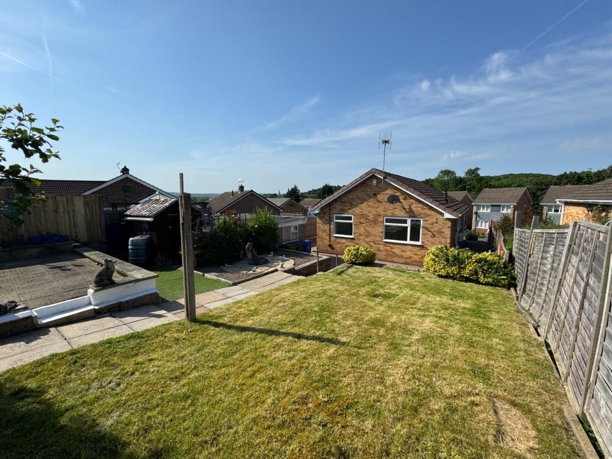 Meadow Hill Road, Hasland, Chesterfield, S41 0BG
