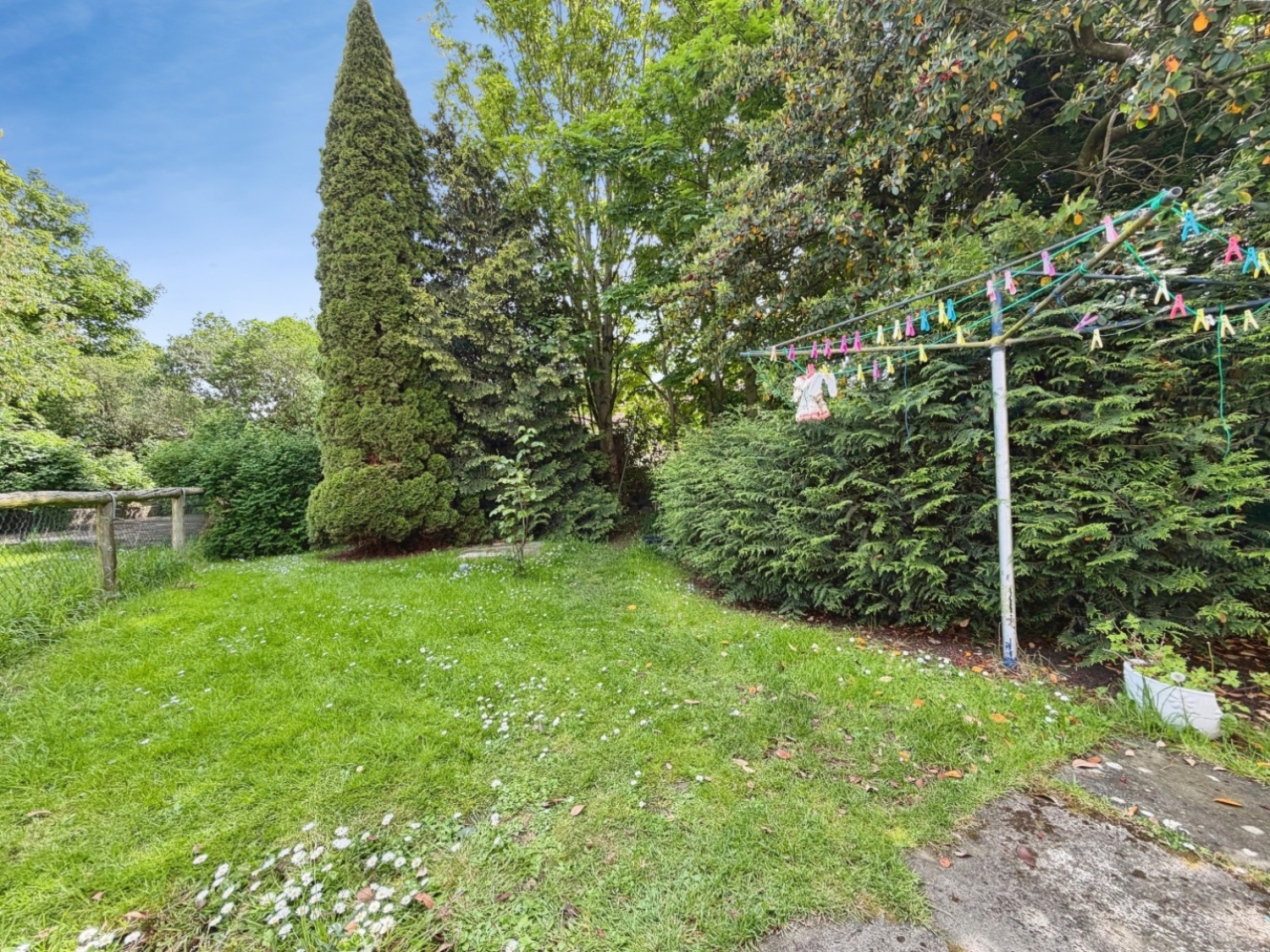 2 bedroom House for sale in Camberley Road, Knowle, Bristol