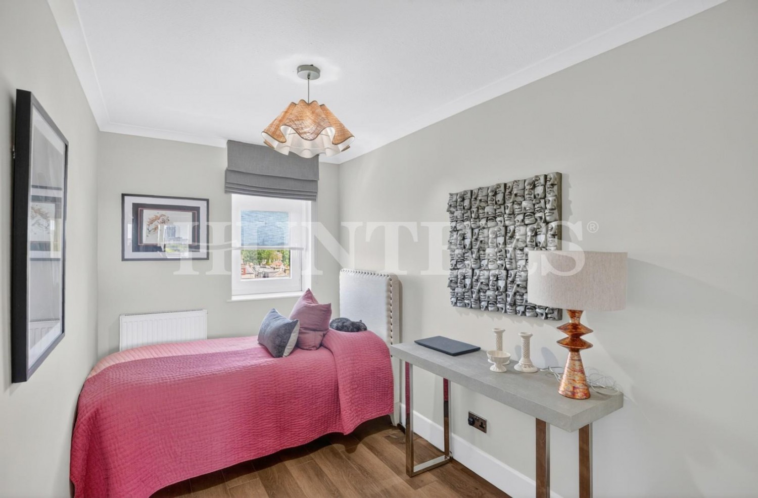 Edgecot Grove, London, N15