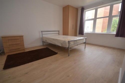 London Road, Reading, Berkshire