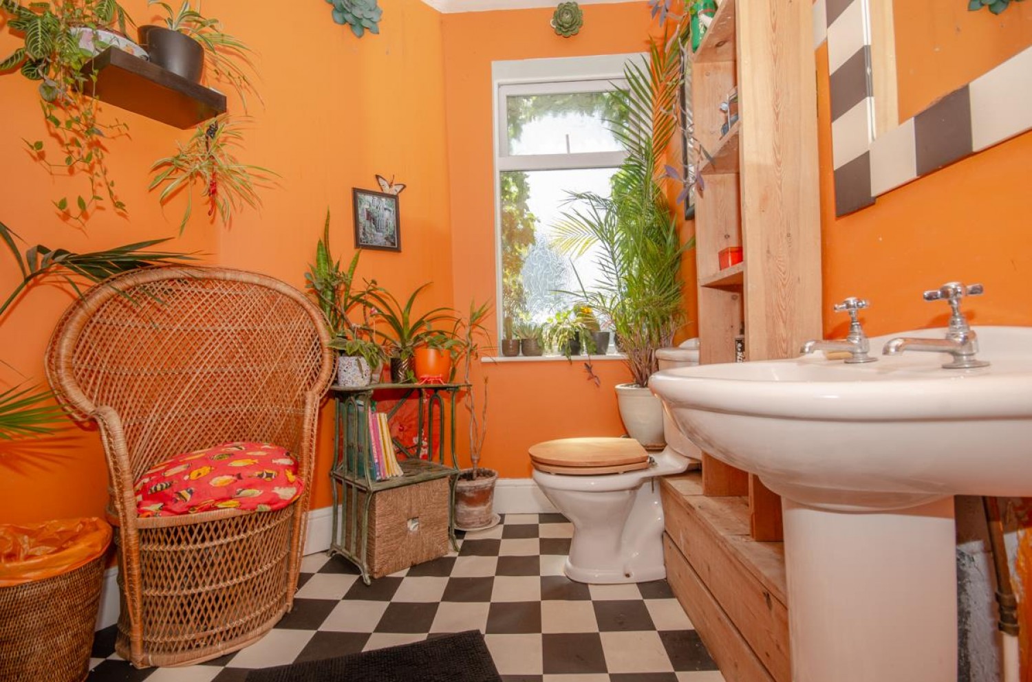 Robertson Road, Greenbank, Bristol BS5 6JT