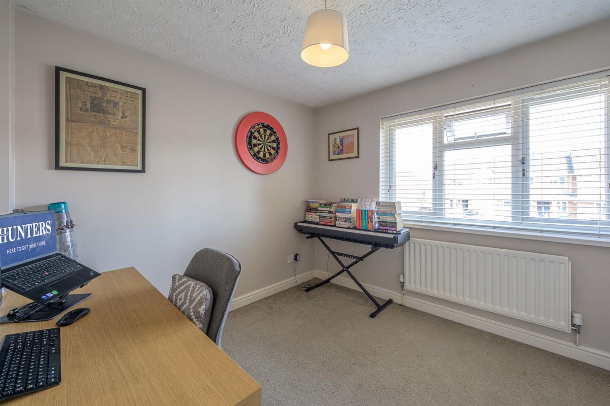 Cameo Drive, Amblecote, Stourbridge, DY8 4AU