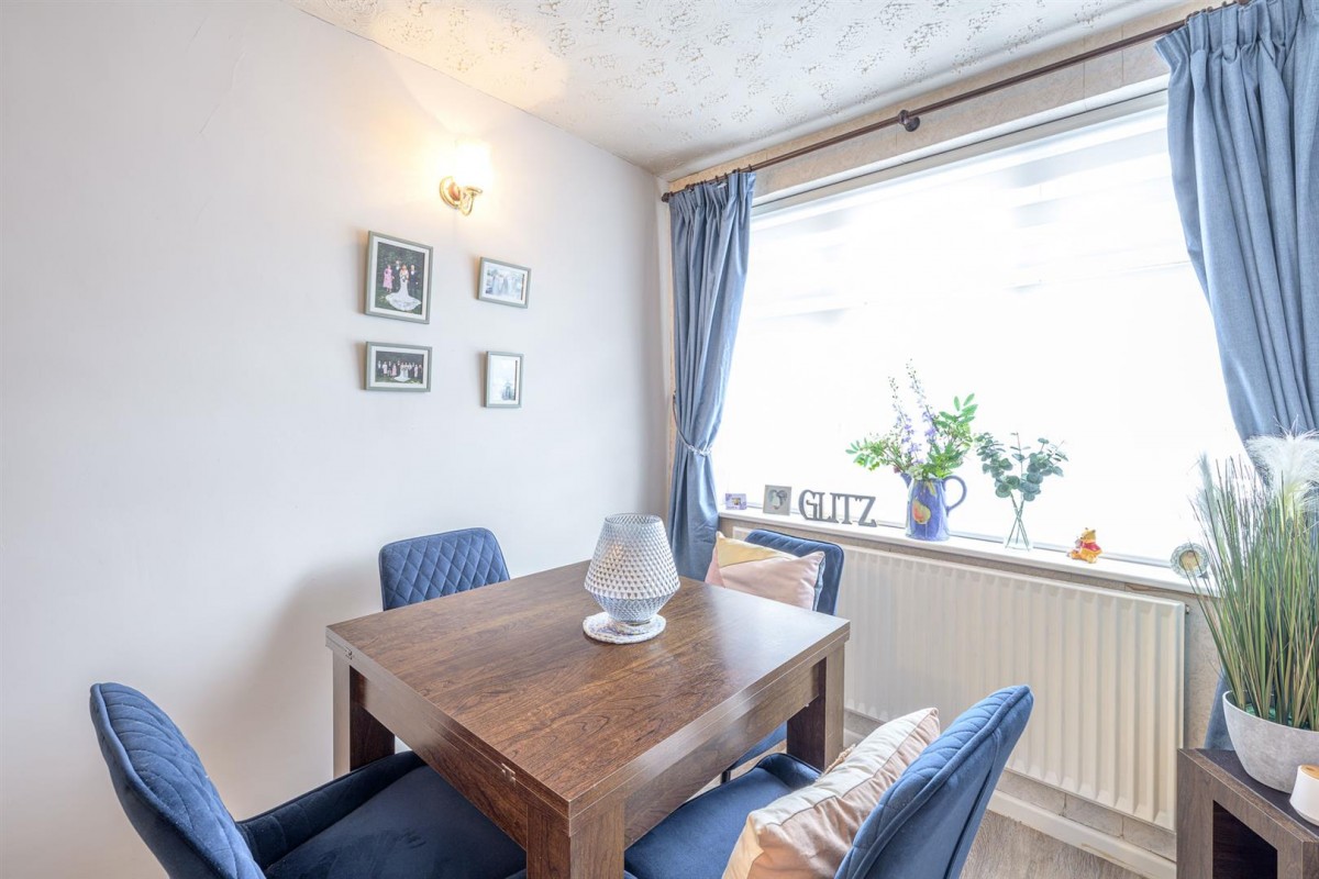 Trinity Road, Amblecote, Stourbridge, DY8 4LZ