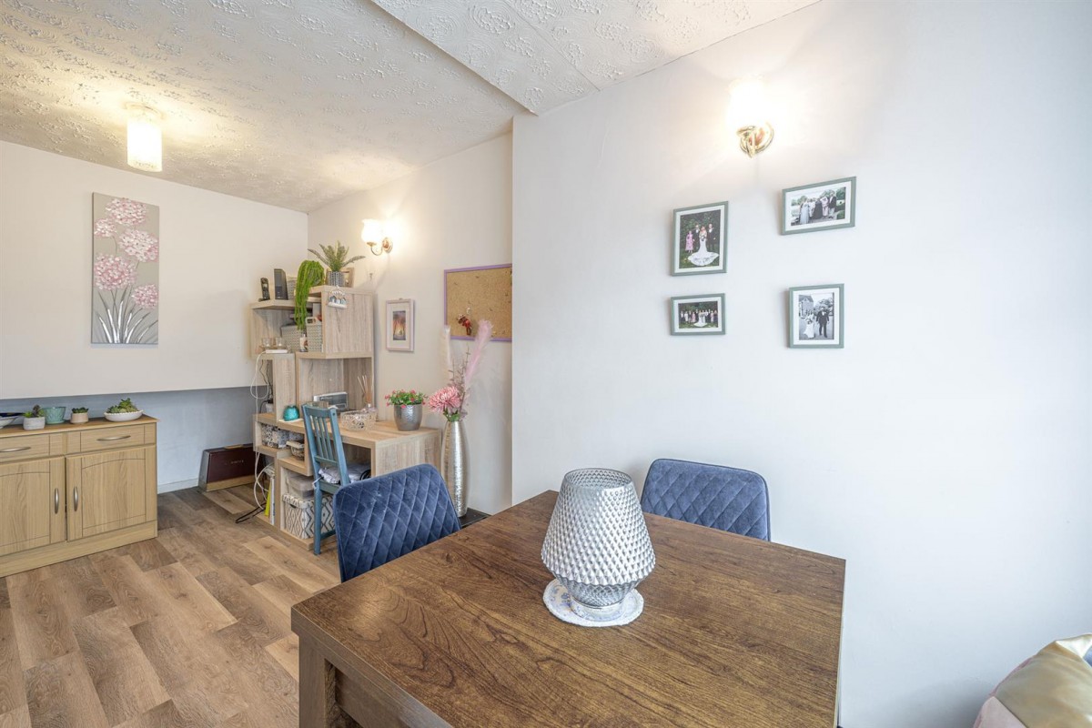 Trinity Road, Amblecote, Stourbridge, DY8 4LZ