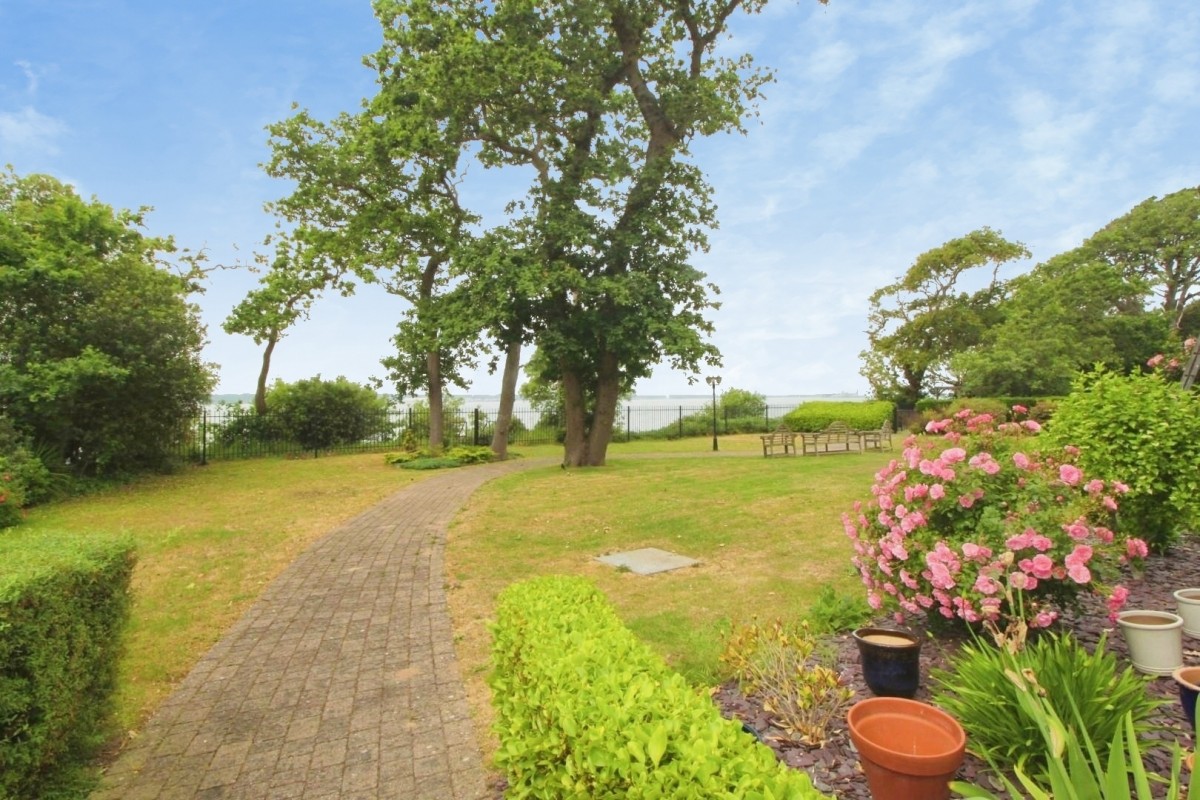 Victoria Road, Netley Abbey, Southampton