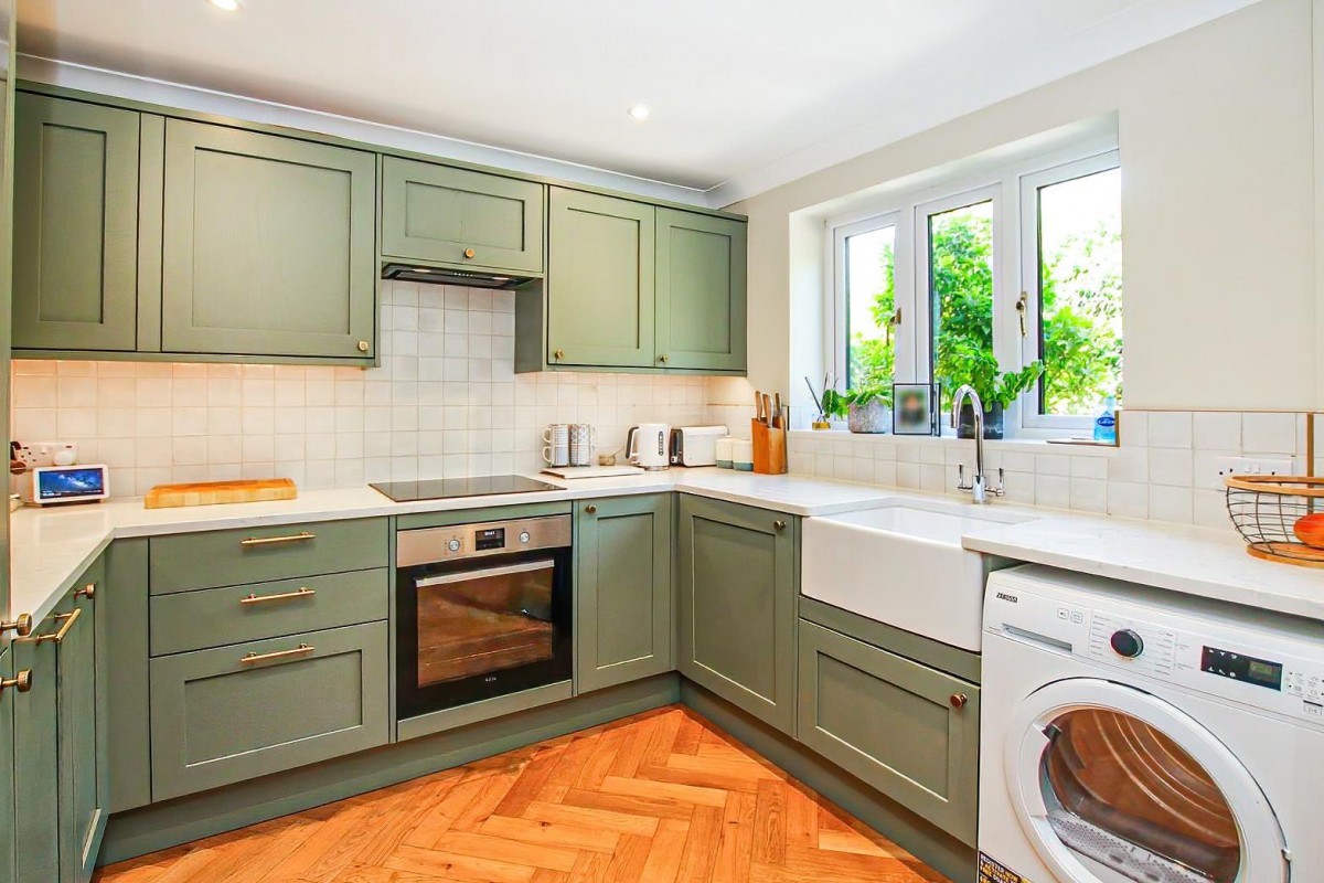 Field End Close, Wigginton, Tring