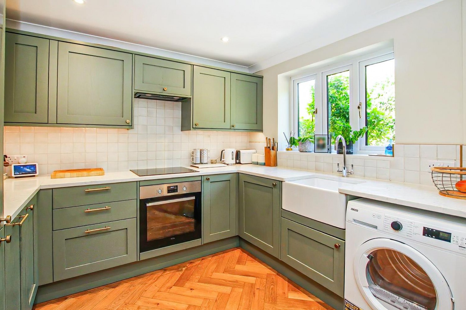 Field End Close, Wigginton, Tring