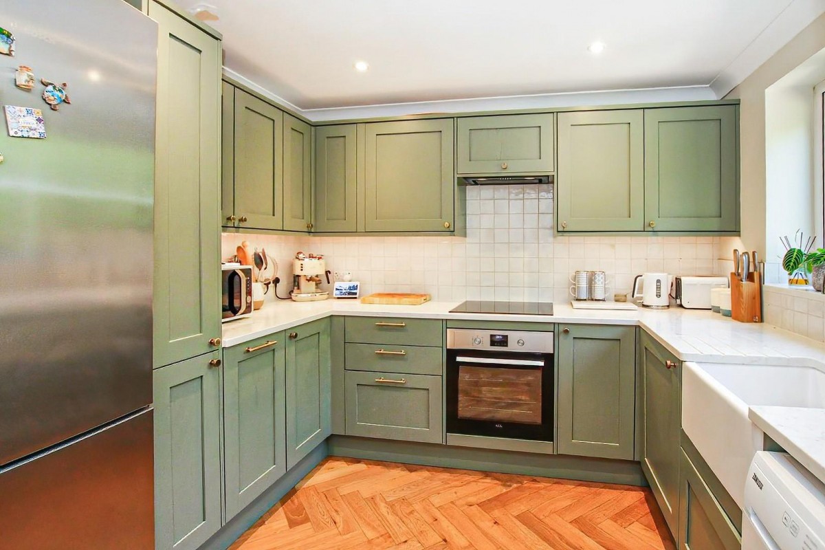 Field End Close, Wigginton, Tring