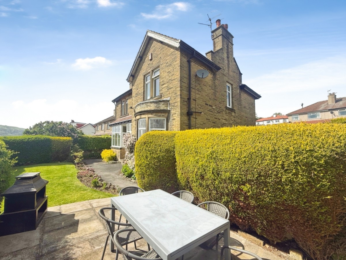 Hospital Road, Riddlesden, Keighley