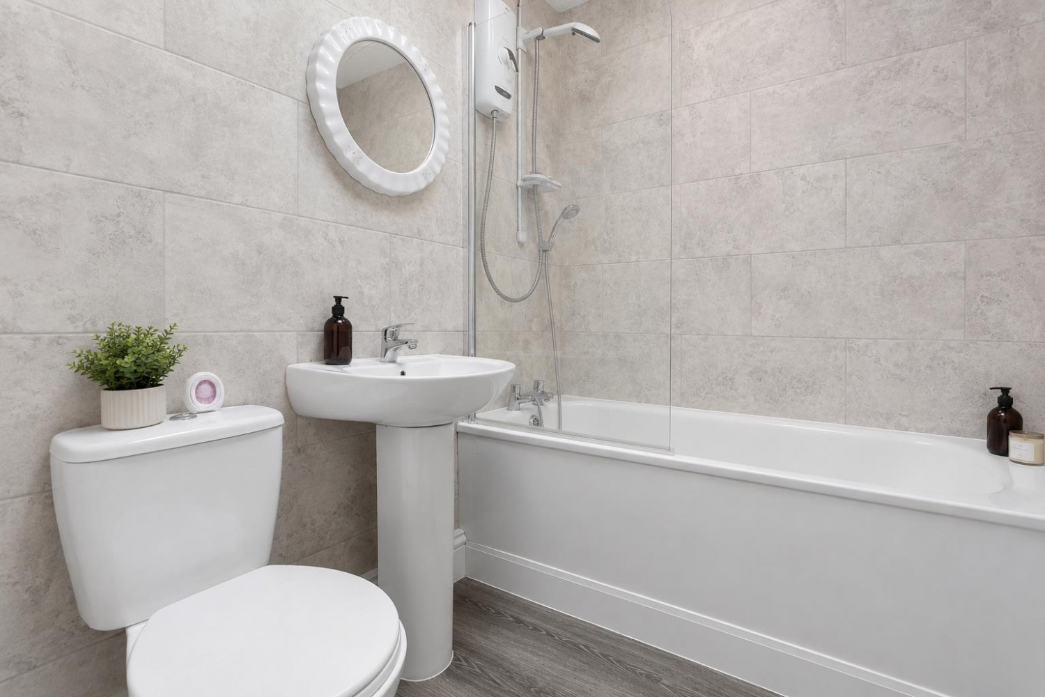 Smalley Close, London, N16