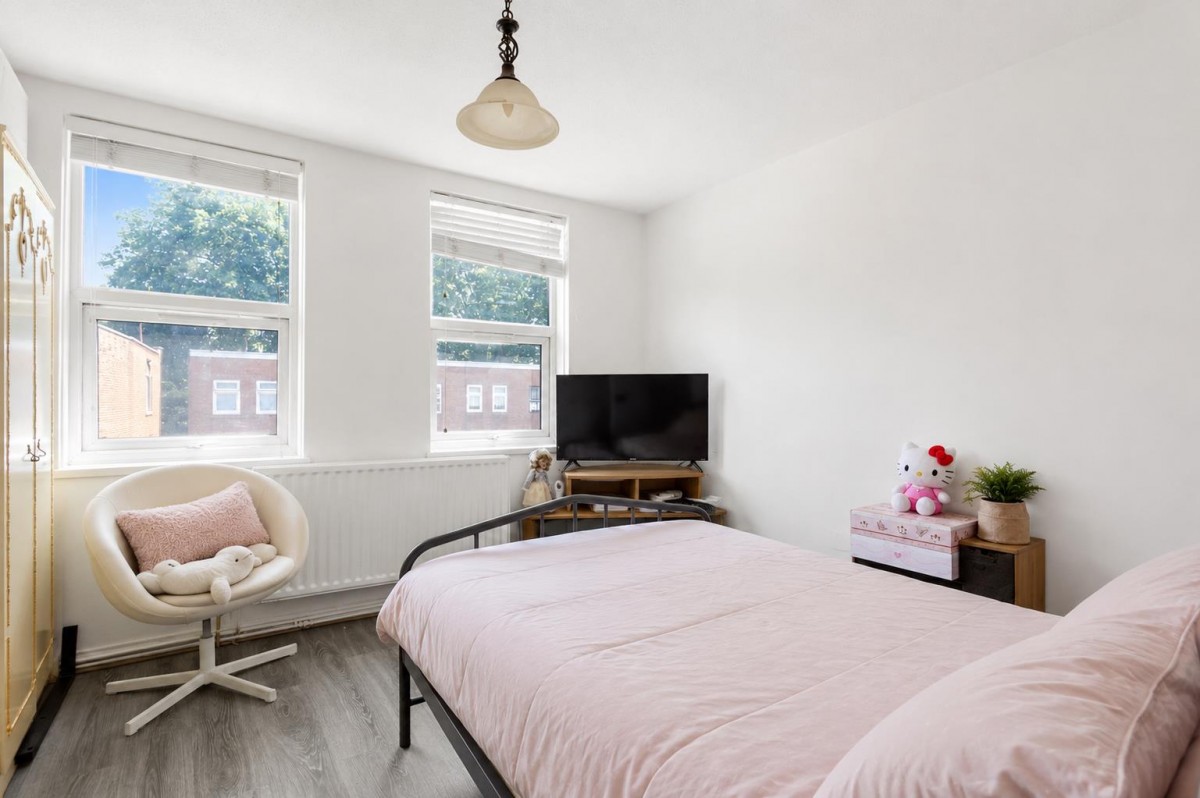 Smalley Close, London, N16
