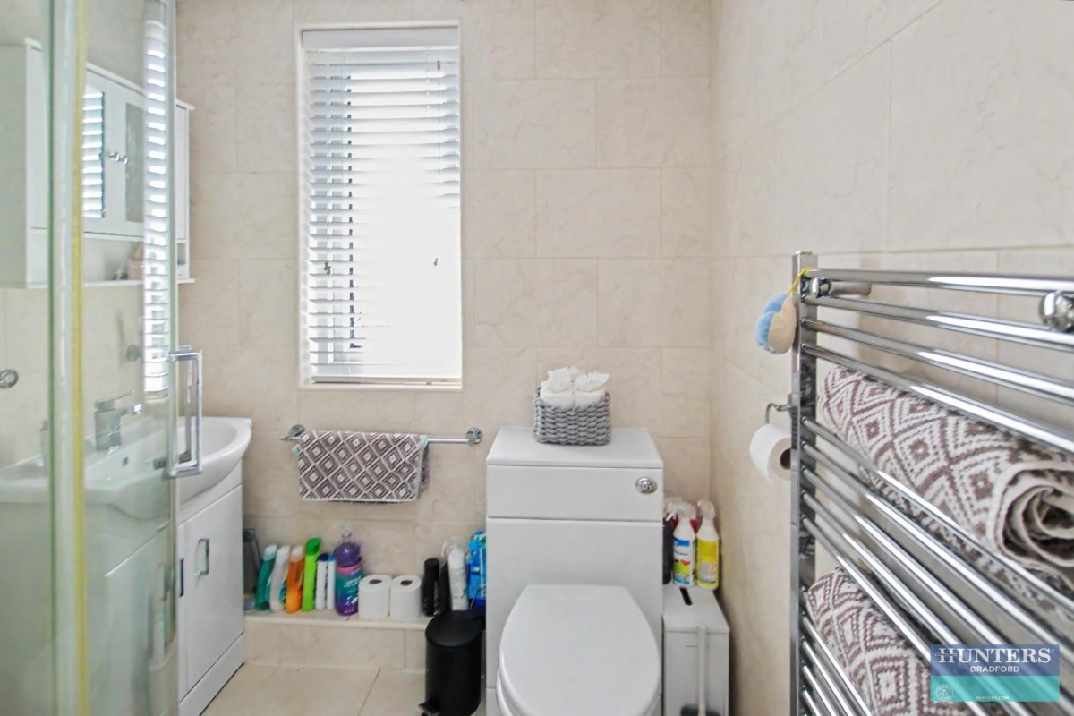 Elmfield Drive Bradford, BD6 1PS