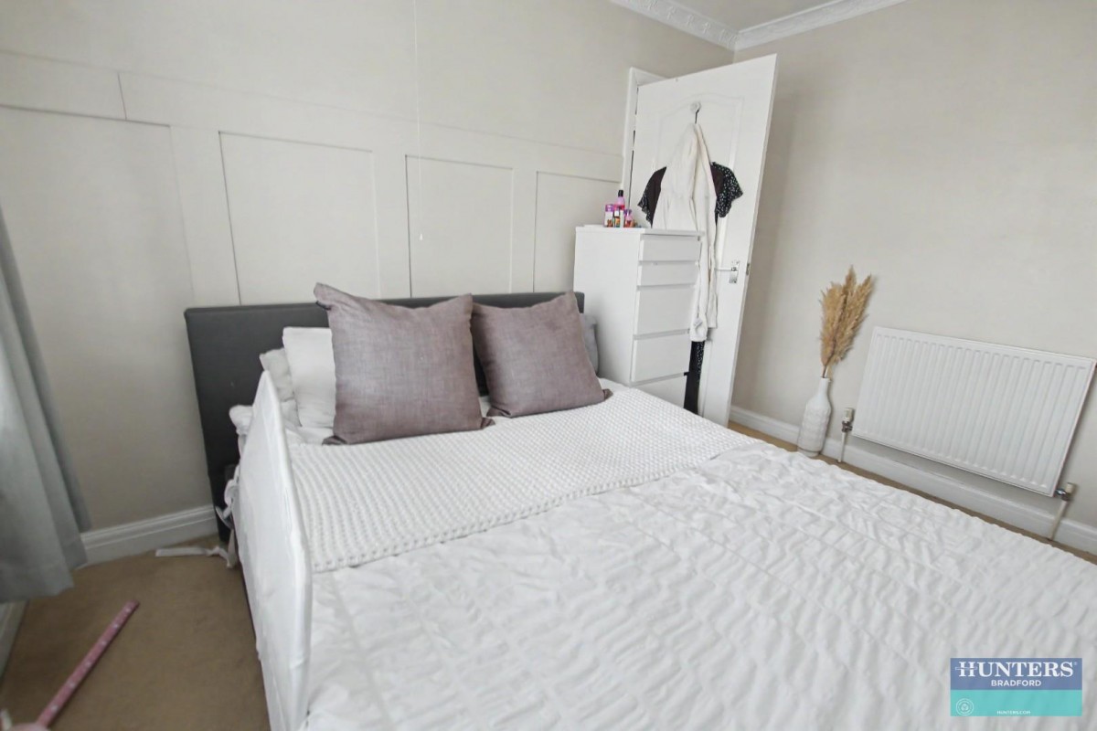 Elmfield Drive Bradford, BD6 1PS