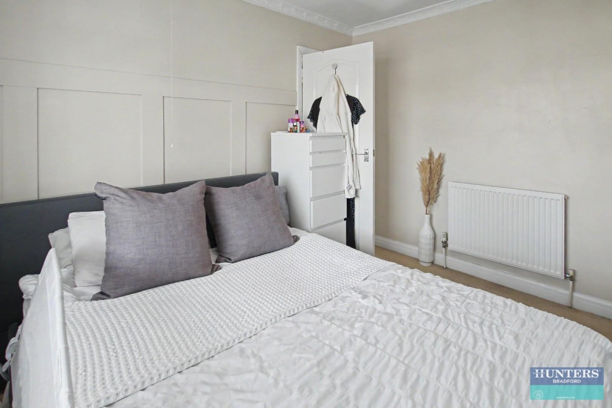 Elmfield Drive Bradford, BD6 1PS