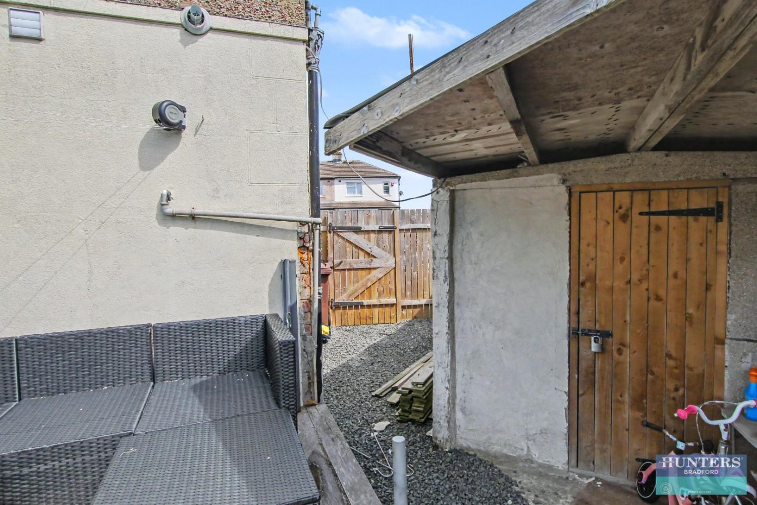 Elmfield Drive Bradford, BD6 1PS