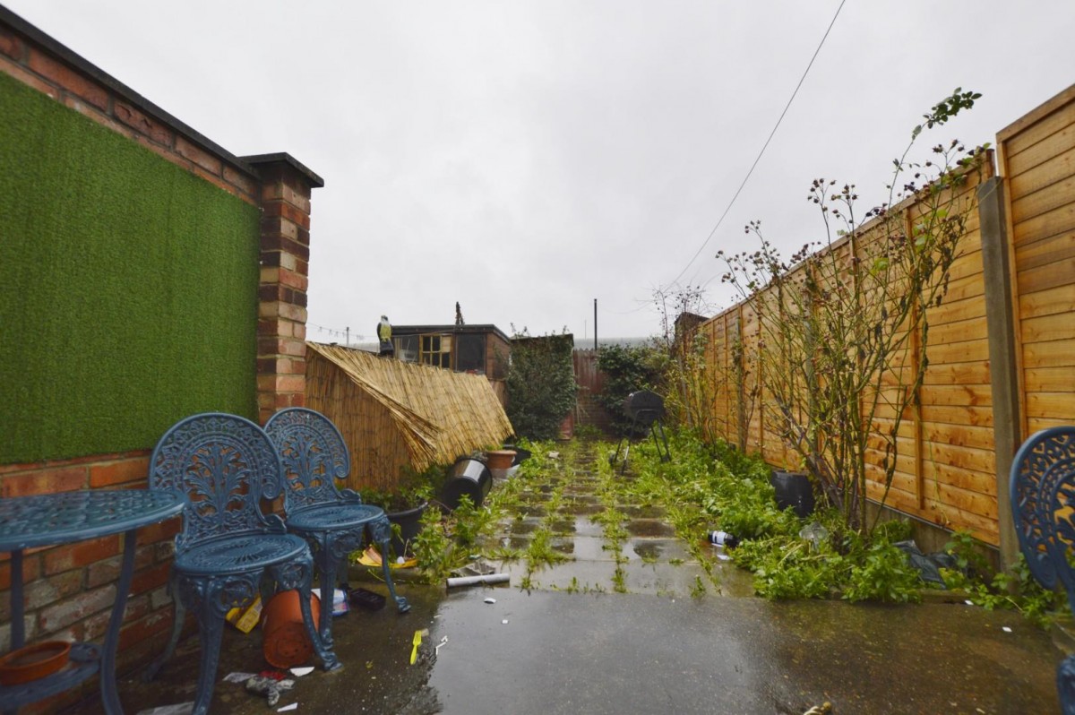Pond Road, Stratford, E15