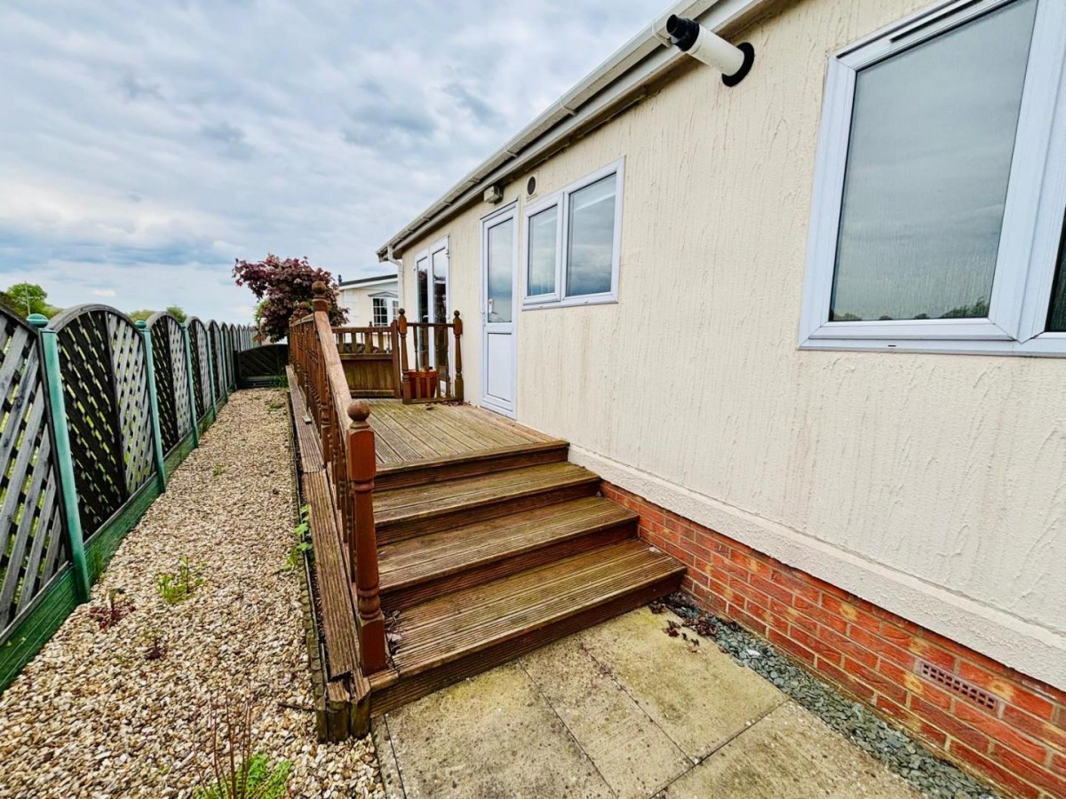 Kensington Grove, Torksey Lock, Lincoln