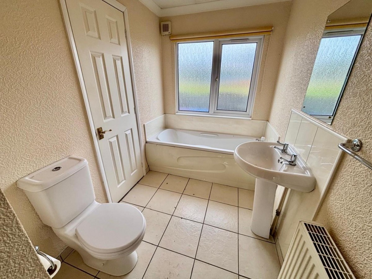 Kensington Grove, Torksey Lock, Lincoln