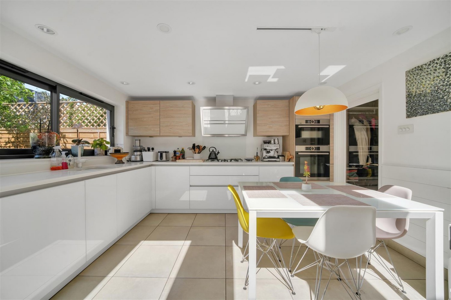 Nevill Road, London, N16