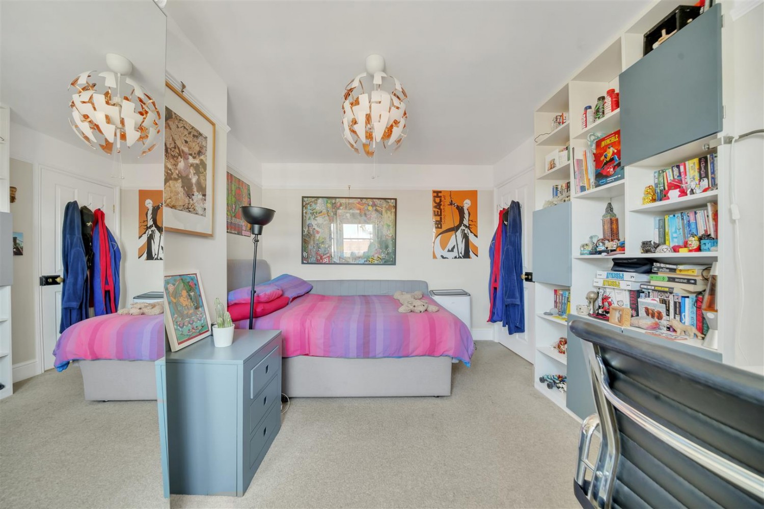 Nevill Road, London, N16