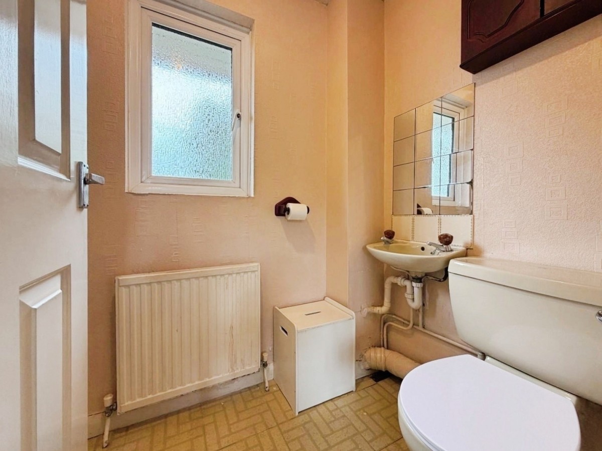 Springwood Drive, Ashford