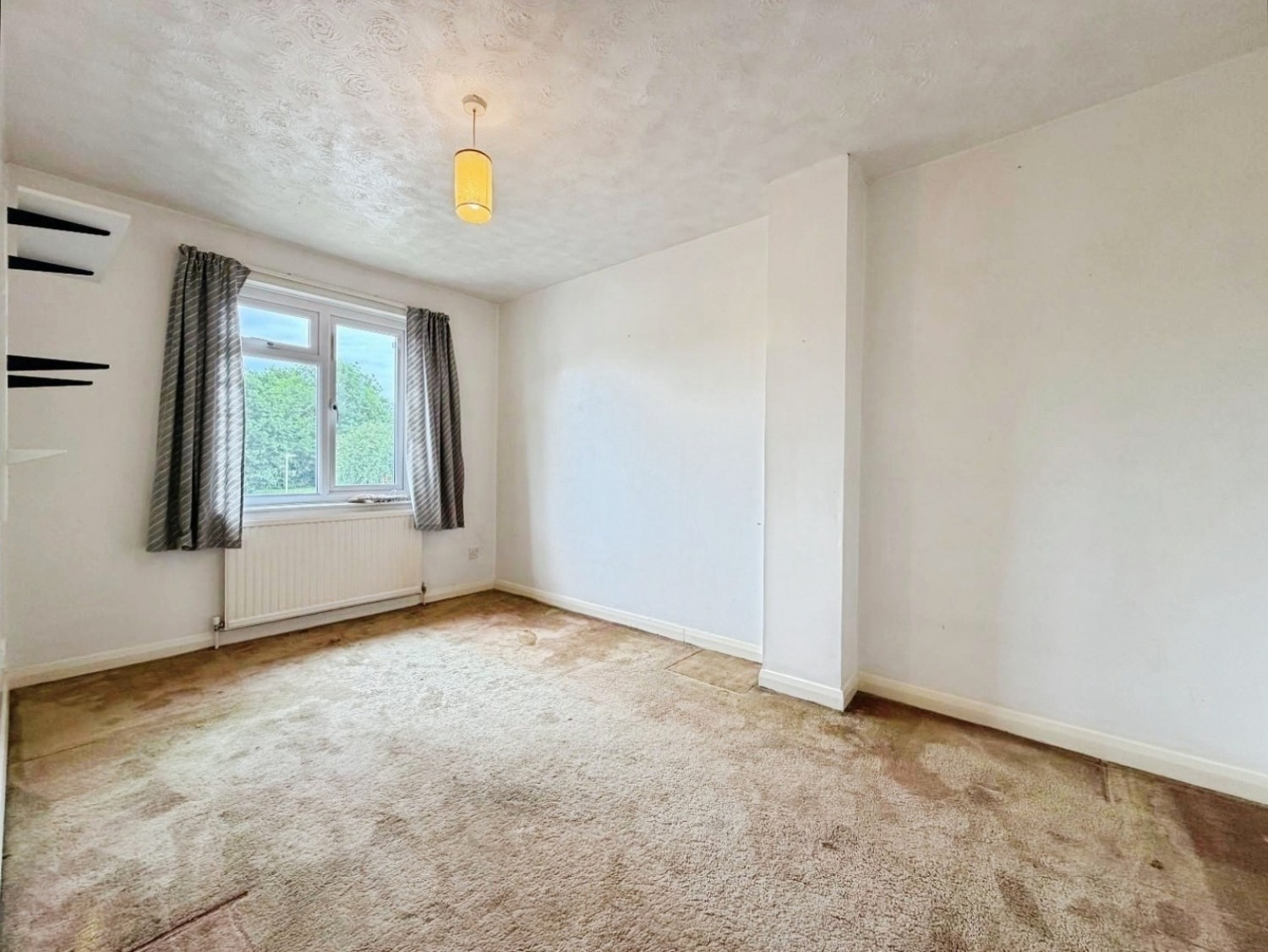 Springwood Drive, Ashford