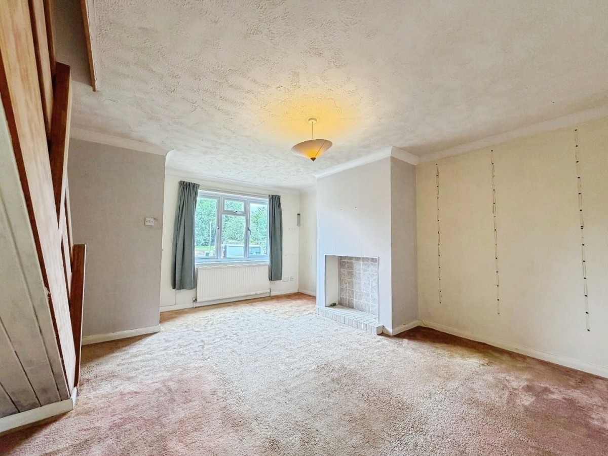 Springwood Drive, Ashford