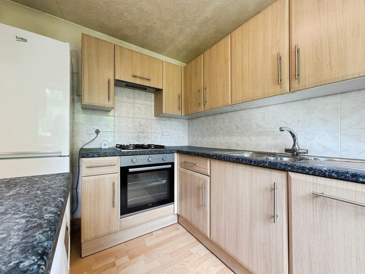 Springwood Drive, Ashford