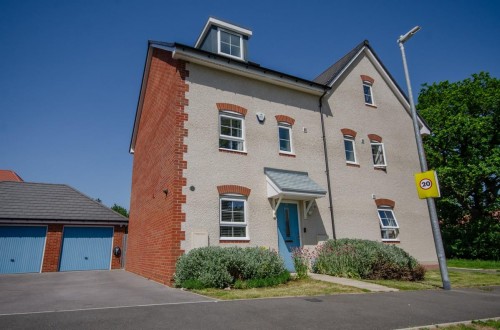 Rowdell Avenue, Coalpit Heath, Bristol, BS36 2TP
