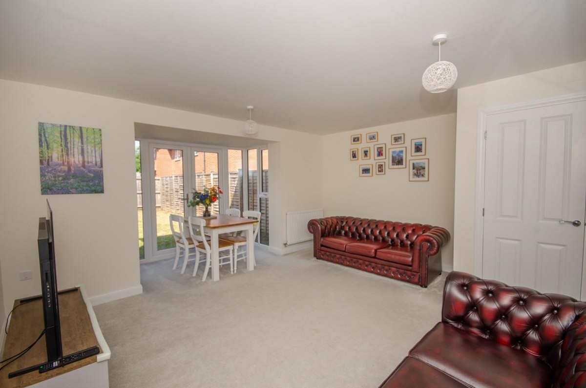 Rowdell Avenue, Coalpit Heath, Bristol, BS36 2TP