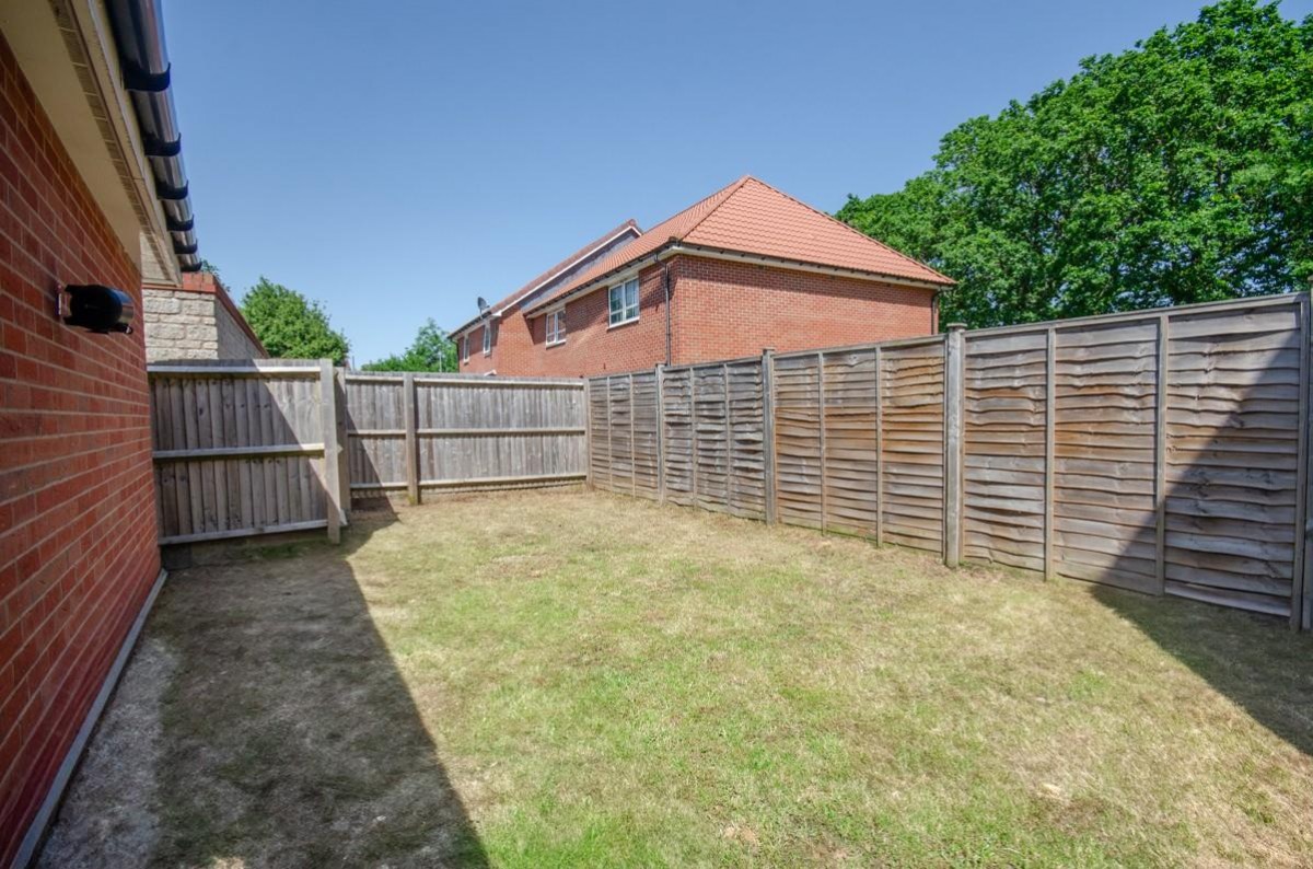 Rowdell Avenue, Coalpit Heath, Bristol, BS36 2TP