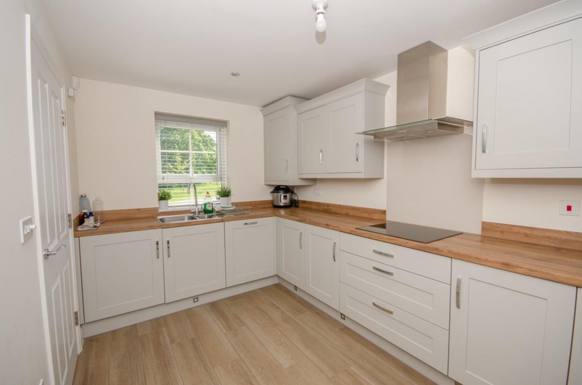 Rowdell Avenue, Coalpit Heath, Bristol, BS36 2TP