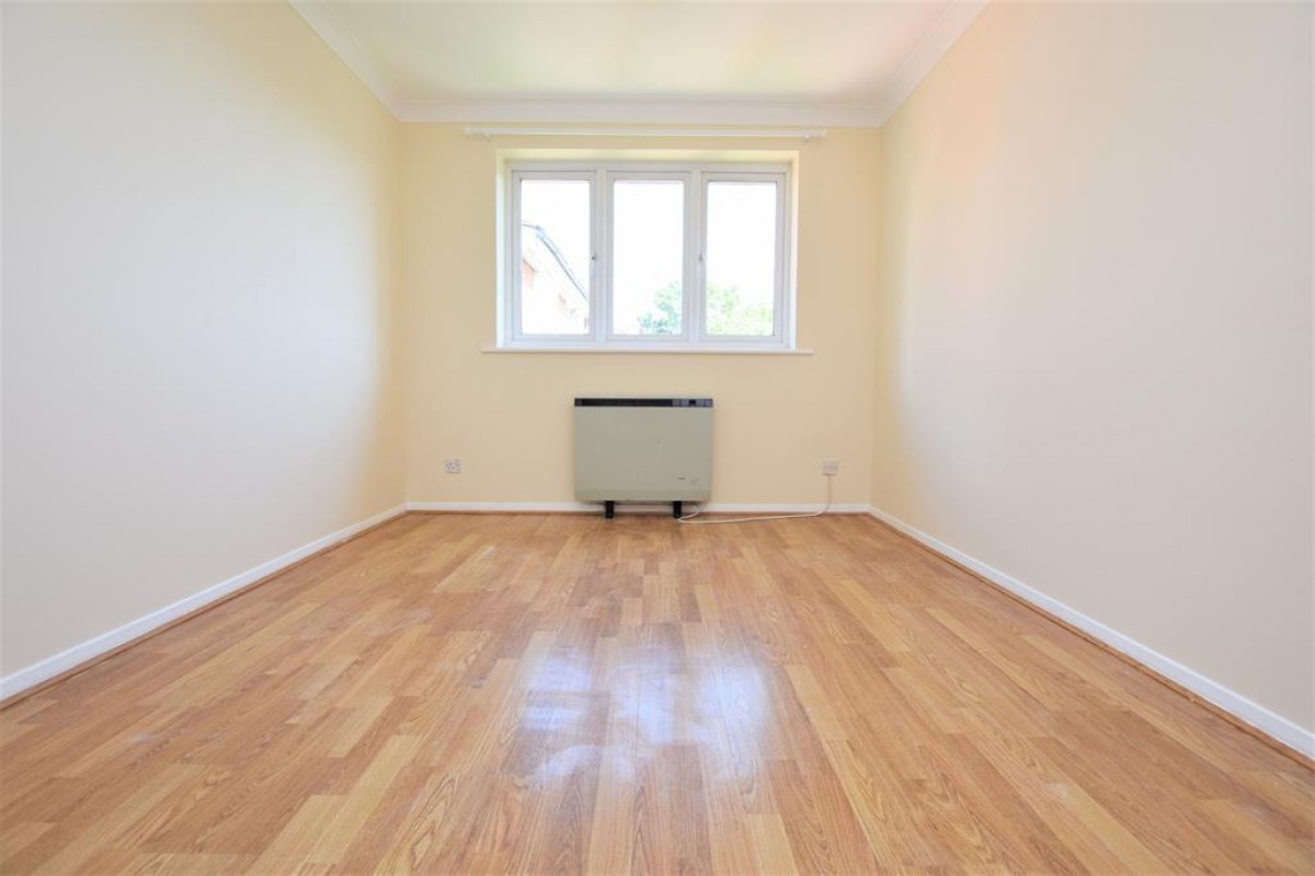 Millhaven Close, Chadwell Heath, RM6