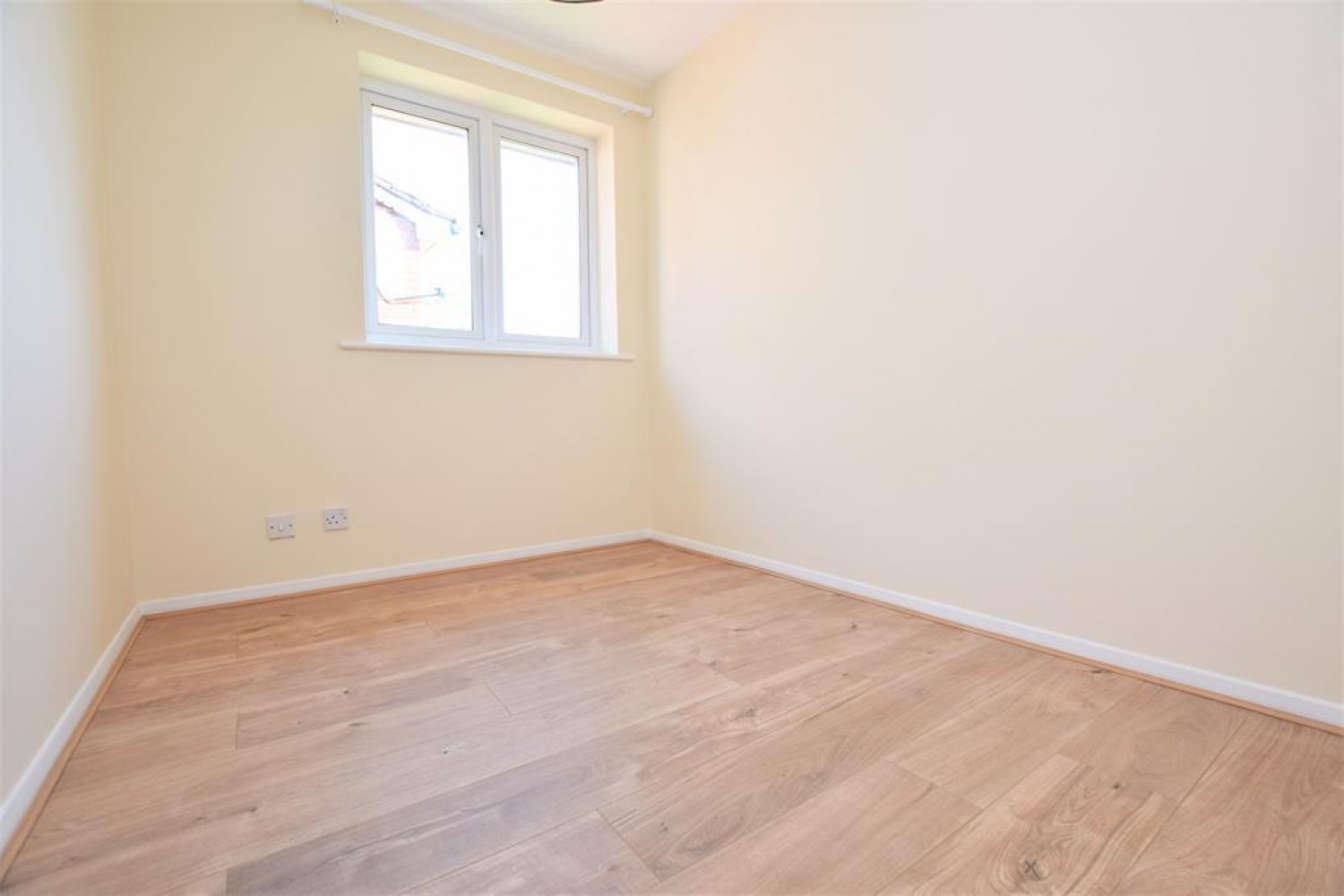 Millhaven Close, Chadwell Heath, RM6