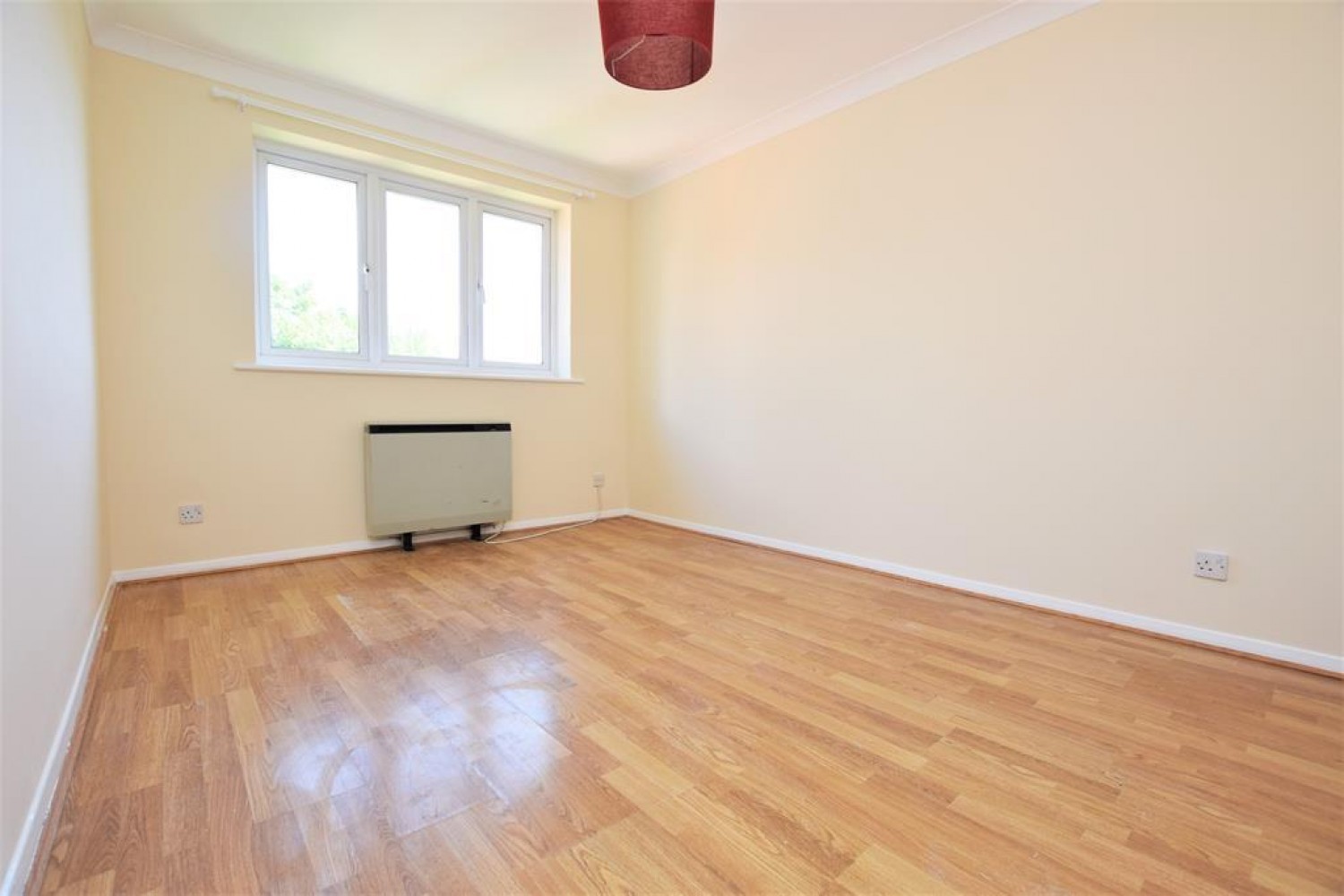 Millhaven Close, Chadwell Heath, RM6