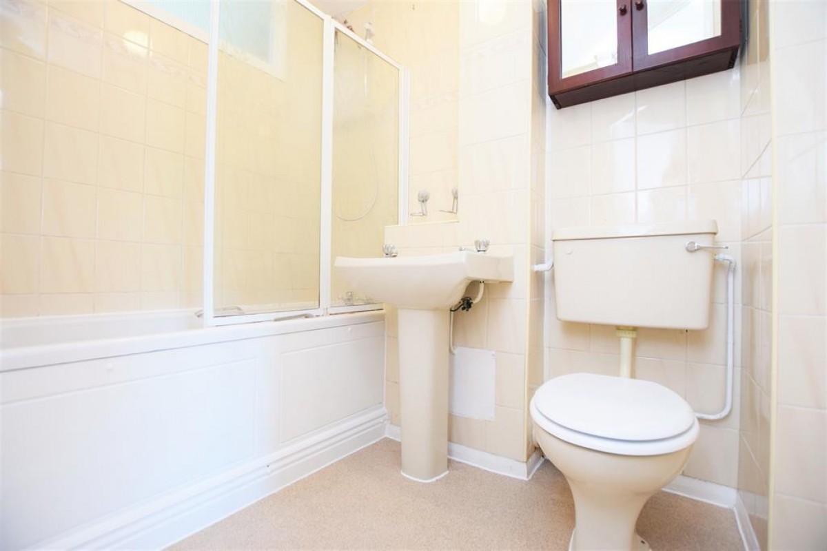 Millhaven Close, Chadwell Heath, RM6