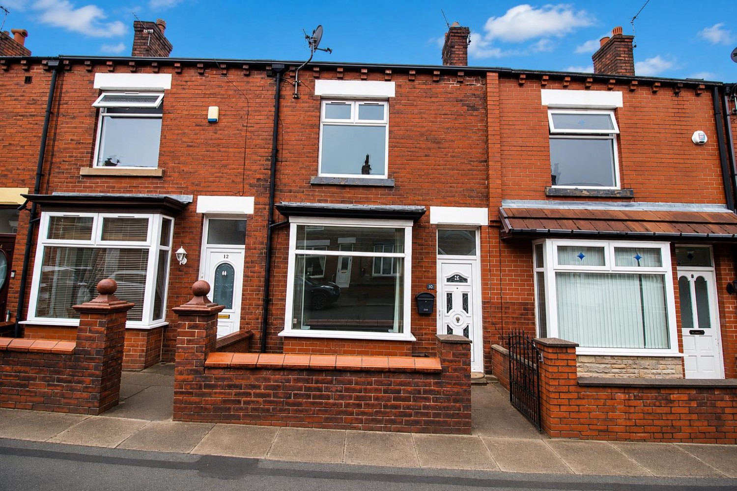 Poplar Avenue, Bolton